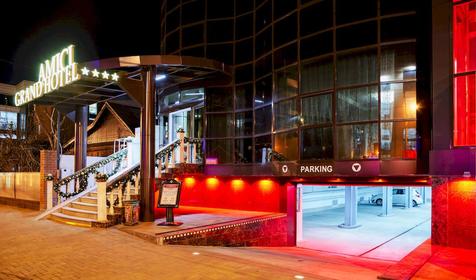 Amici Grand Hotel