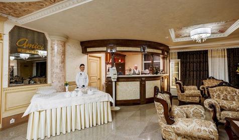 Amici Grand Hotel