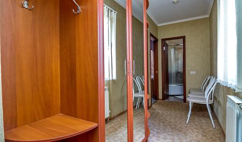 Двухкомнатный номер. Гостевой дом Ривьера, г. Краснодар