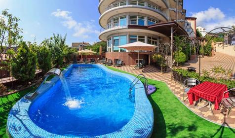 МиЛоо Family Resort Hotel