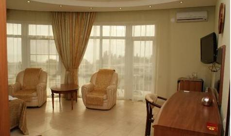 МиЛоо Family Resort Hotel