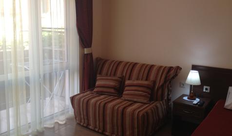 Полулюкс четырехместный с диваном 1,2м