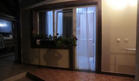 Двухуровневый трехместный