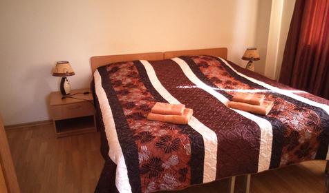 Трехместный двухкомнатный с балконом №13