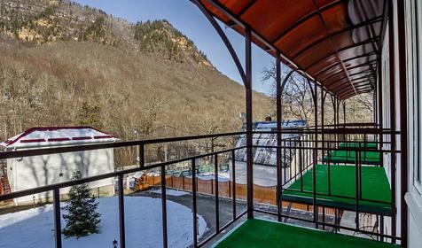 Двухместный номер в основном корпусе. Гостевой двор Грин Хаус. Хамышки