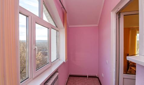 Трехместный стандарт с балконом. Гостевой дом Тульский, майкопский р-н, п. Тульский