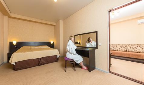 Люкс двухместный двухкомнатный с балконом, корпус 3. Санаторий Малая Бухта, г. Анапа