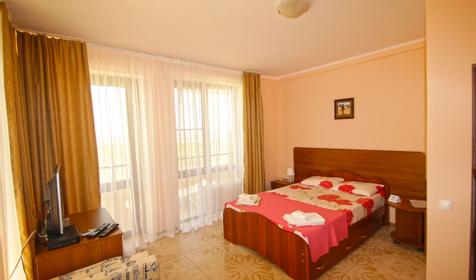 Стандарт с большим балконом