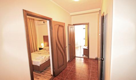 Семейный люкс с балконом и кухней