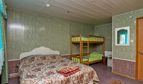 Четырехместный люкс. База отдыха Кордон, Мостовский район, пос. Мостовской