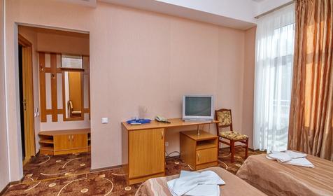 Двухместный стандарт Double с видом на город. Отель Атлантида, г. Анапа