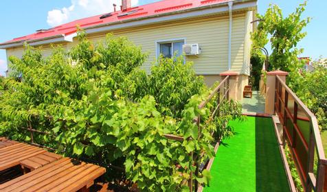 Гостевой дом У Любы, г. Анапа, п. Витязево