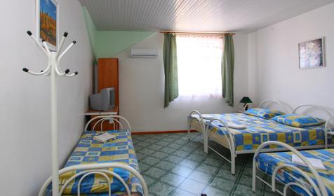 Четырехместный стандарт. Гостевой дом У Любы, г. Анапа, п. Витязево