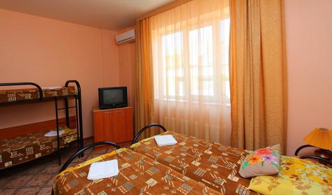 Четырехместный стандарт. Гостевой дом У Любы, г. Анапа, п. Витязево