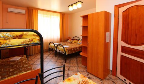 Четырехместный стандарт. Гостевой дом У Любы, г. Анапа, п. Витязево