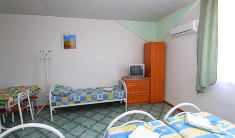 Четырехместный стандарт. Гостевой дом У Любы, г. Анапа, п. Витязево