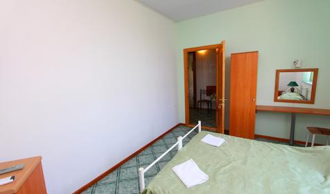 Двухкомнатный номер. Гостевой дом У Любы, г. Анапа, п. Витязево