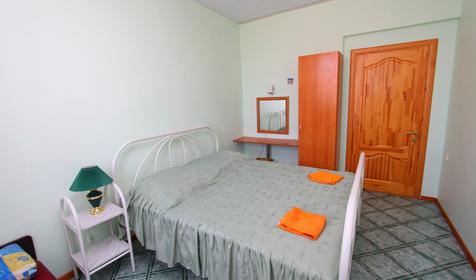 Двухкомнатный номер. Гостевой дом У Любы, г. Анапа, п. Витязево