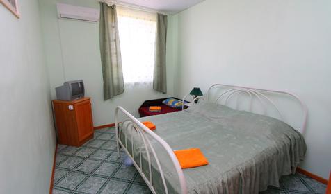 Двухкомнатный номер. Гостевой дом У Любы, г. Анапа, п. Витязево