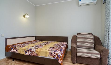 Стандарт двухместный. Гостевой дом "Земфира plus", г. Анапа