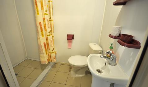 Трехместный полулюкс. Гостиница Калипсо, г. Геленджик