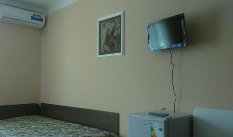 люкс с двухспальной и односпальной кроватями