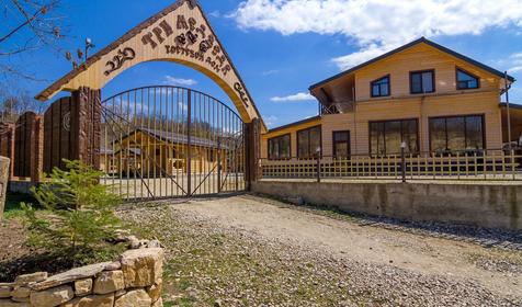 Гостиный двор Три медведя, Адыгея, п. Каменномостский