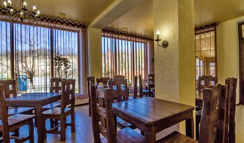 Кафе. Гостиный двор Три медведя, Адыгея, п. Каменномостский