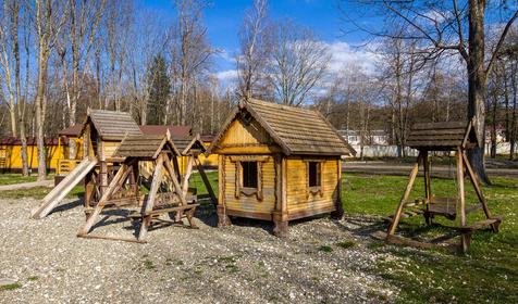 Гостинично-туристический комплекс Лань, респ. Адыгея, п. Каменномостский