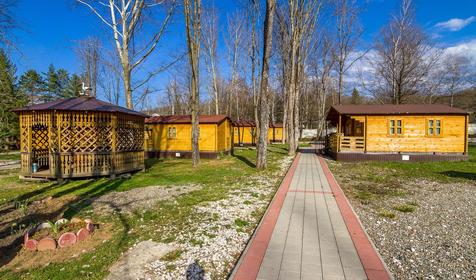 Гостинично-туристический комплекс Лань, респ. Адыгея, п. Каменномостский