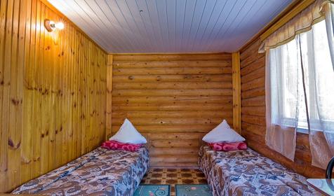 Коттедж двухместный. База отдыха Межгорье, с. Фанагорийское