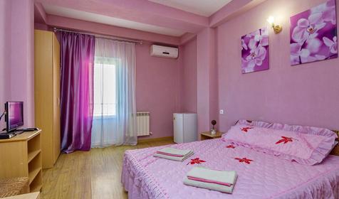 Двухместный с балконом. Гостевой дом Нирвана, г. Новороссийск, с. Южная Озереевка