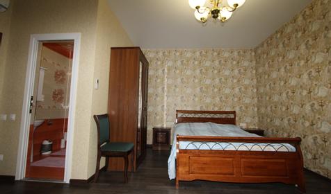 Трехместный однокомнатный люкс с балконом на 2-3 этаже