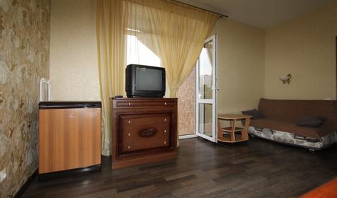 Трехместный однокомнатный люкс с балконом на 2-3 этаже