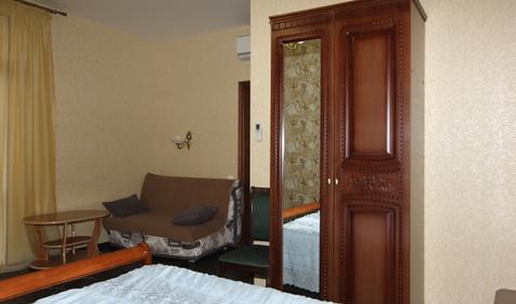 Трехместный однокомнатный люкс с балконом на 2-3 этаже