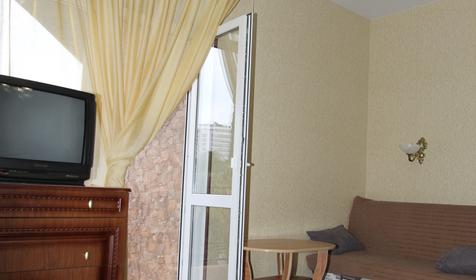 Трехместный однокомнатный люкс с балконом на 2-3 этаже