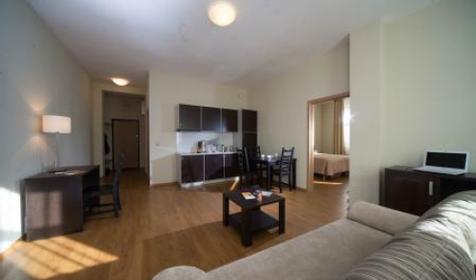 Однокомнатные апартаменты с отдельной кухней, корпус 4. Отель Гелиопарк Вальсет Роза Хутор