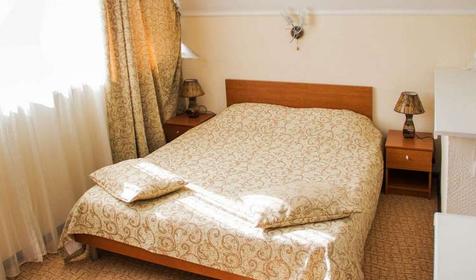 Семейный двухкомнатный номер, мансарда. Пансионат Кристалл-уют, г. Анапа