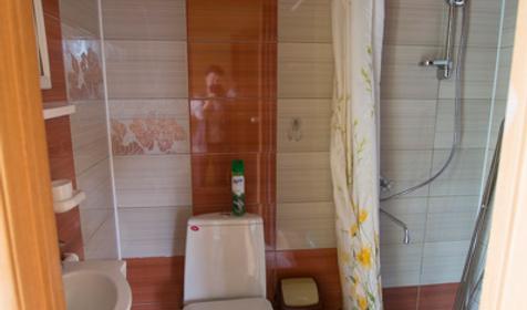 Двухкомнатный номер с террасой. Отель Питер, Темрюкский район, п. Кучугуры