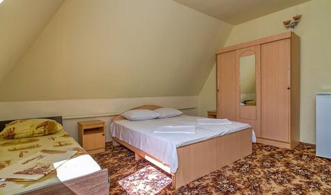 Четырехместный . Отель Золотая миля, п. Лермонтово