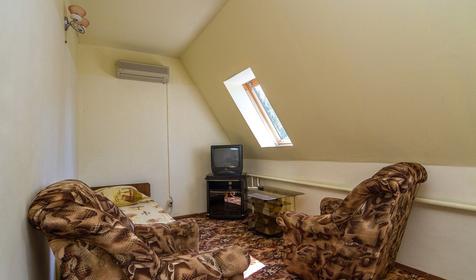 Четырехместный . Отель Золотая миля, п. Лермонтово