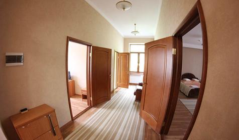 Трехместный двухкомнатный/Suite