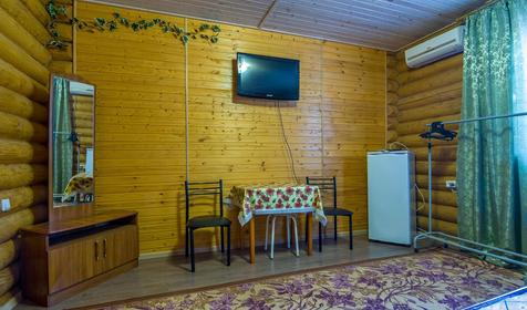 Четырехместный эконом. База отдыха Анастасия, бухта Инал