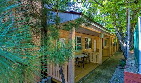 Трехместный комфорт. База отдыха Анастасия, бухта Инал