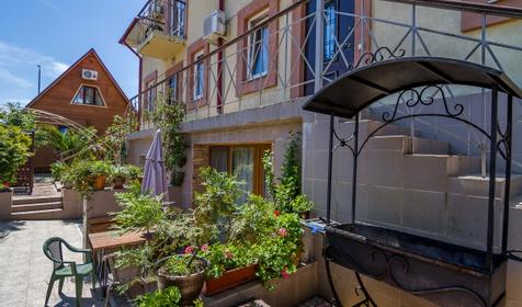 Гостевой дом "Арина", г. Адлер