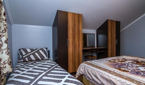 Двухкомнатный семейный. Гостевой дом Александра, г. Адлер