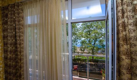 Студия четырехместная с балконом