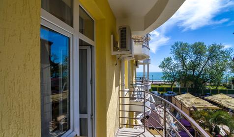 Стандарт с балконом. Отель Богородск, г. Сочи, Адлер