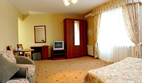 Номер Полулюкс. Отель Старый город, г. Анапа