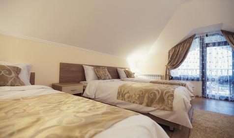 VIP трехместный